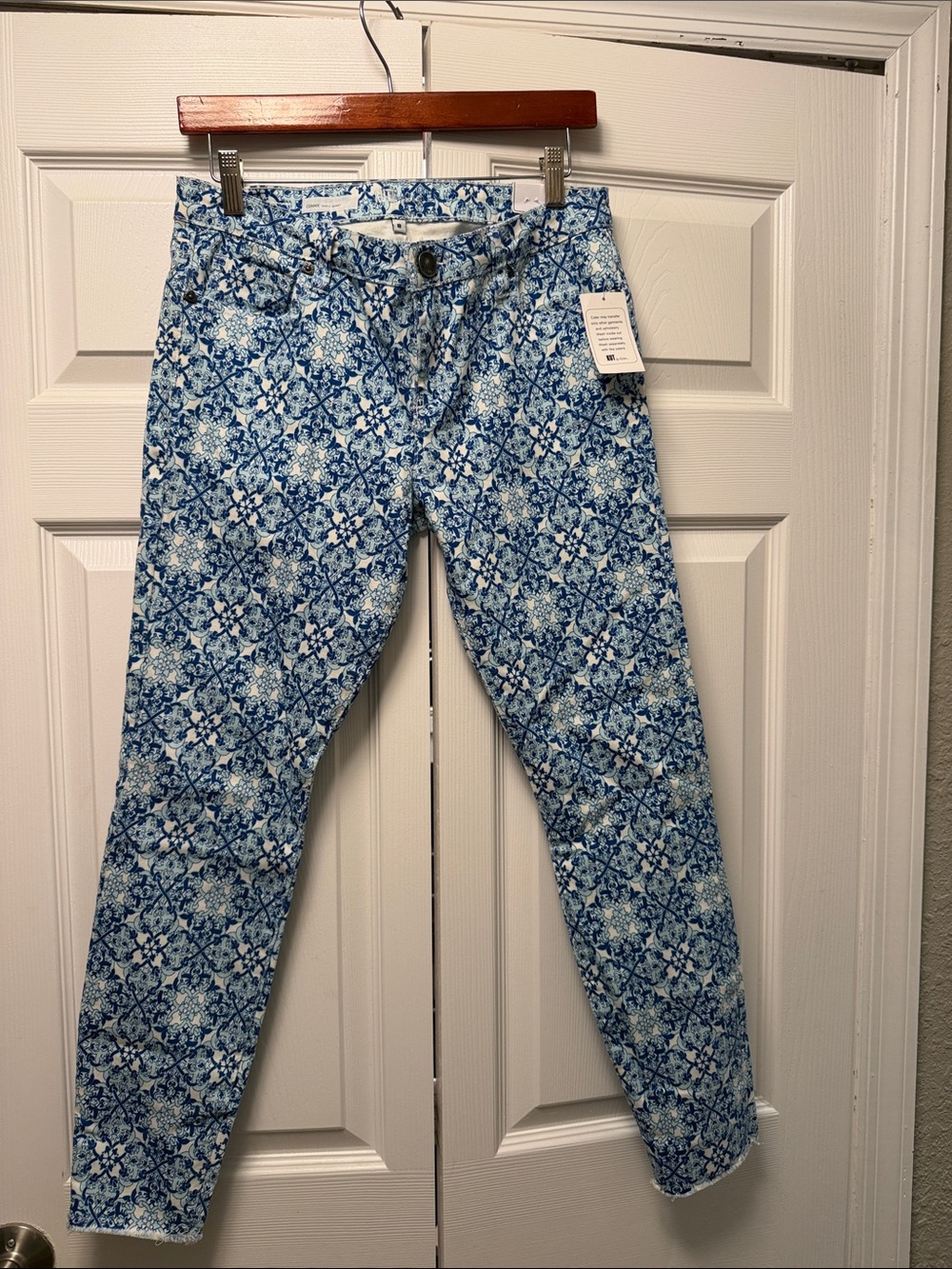 Kut from the Kloth Blue Tile-Print Skinny Jeans